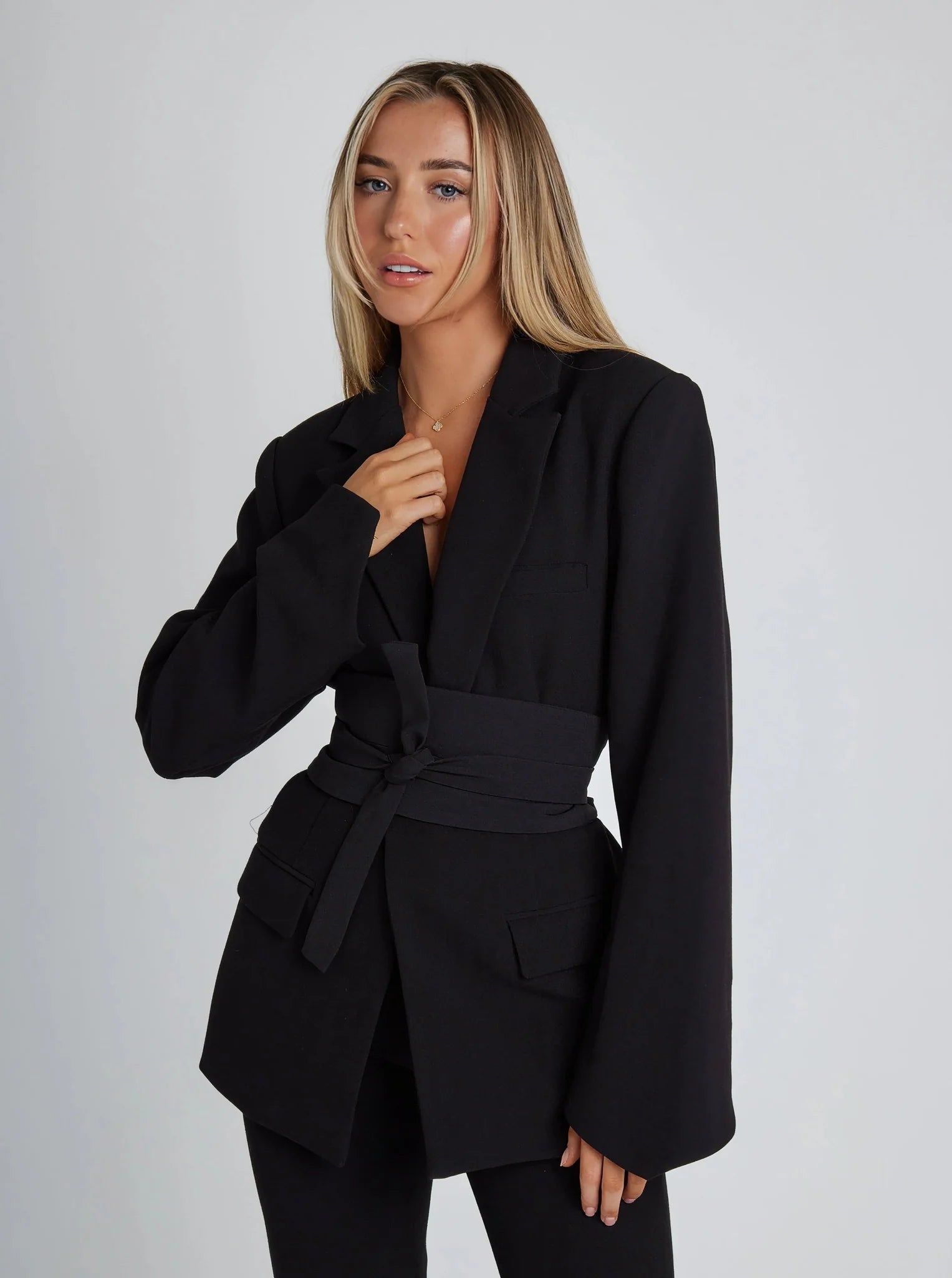 Women’s Long Sleeve Belted Blazer